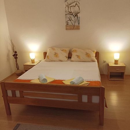Apartment Dunja Senj  Eksteriør billede